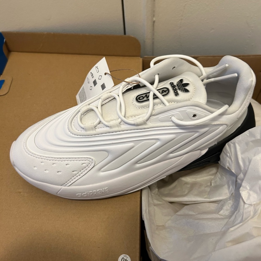 Adidas ozelias